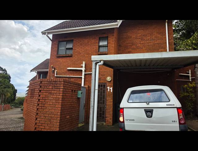 2 BEDROOM TOWNHOUSE TO LET IN EMPANGENI CENTRAL